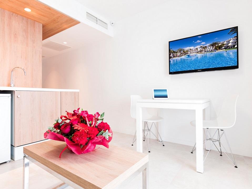 Apartamentos Playas Cas Saboners Пальма Нова Экстерьер фото