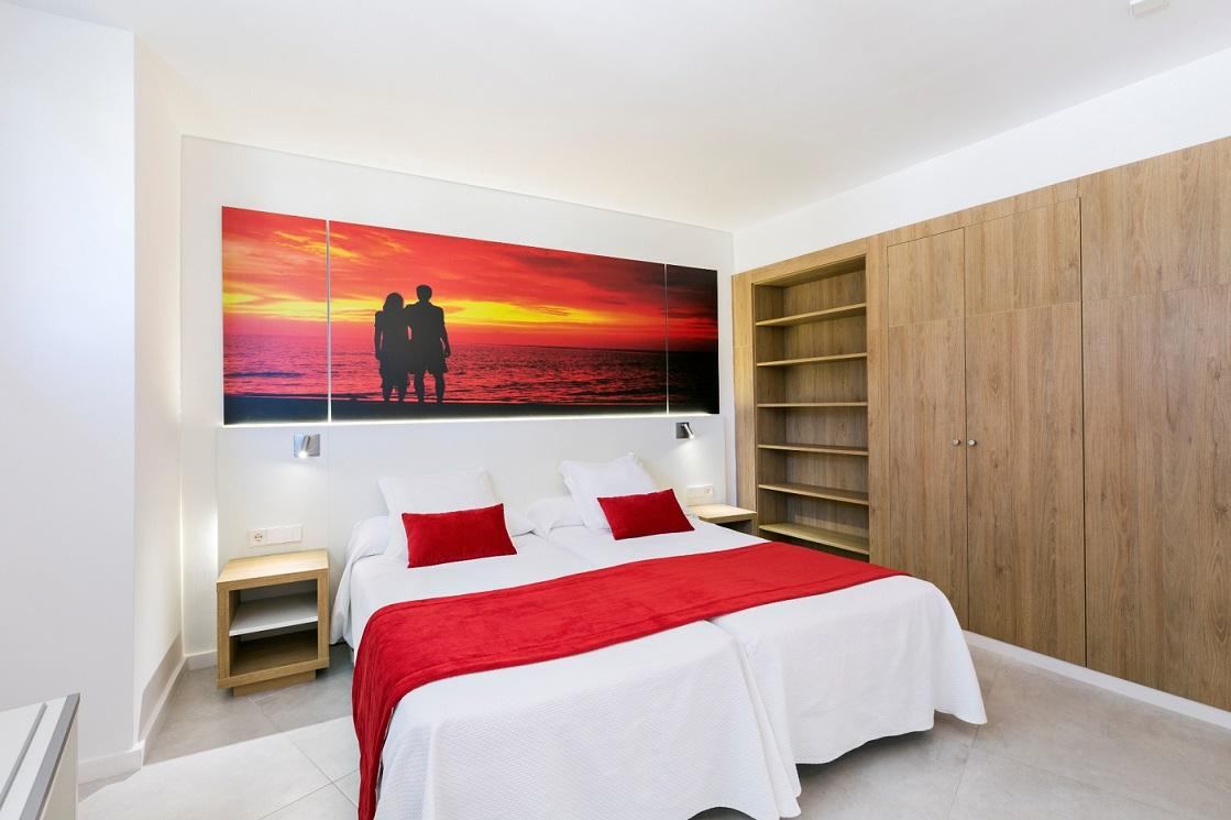 Apartamentos Playas Cas Saboners Пальма Нова Экстерьер фото